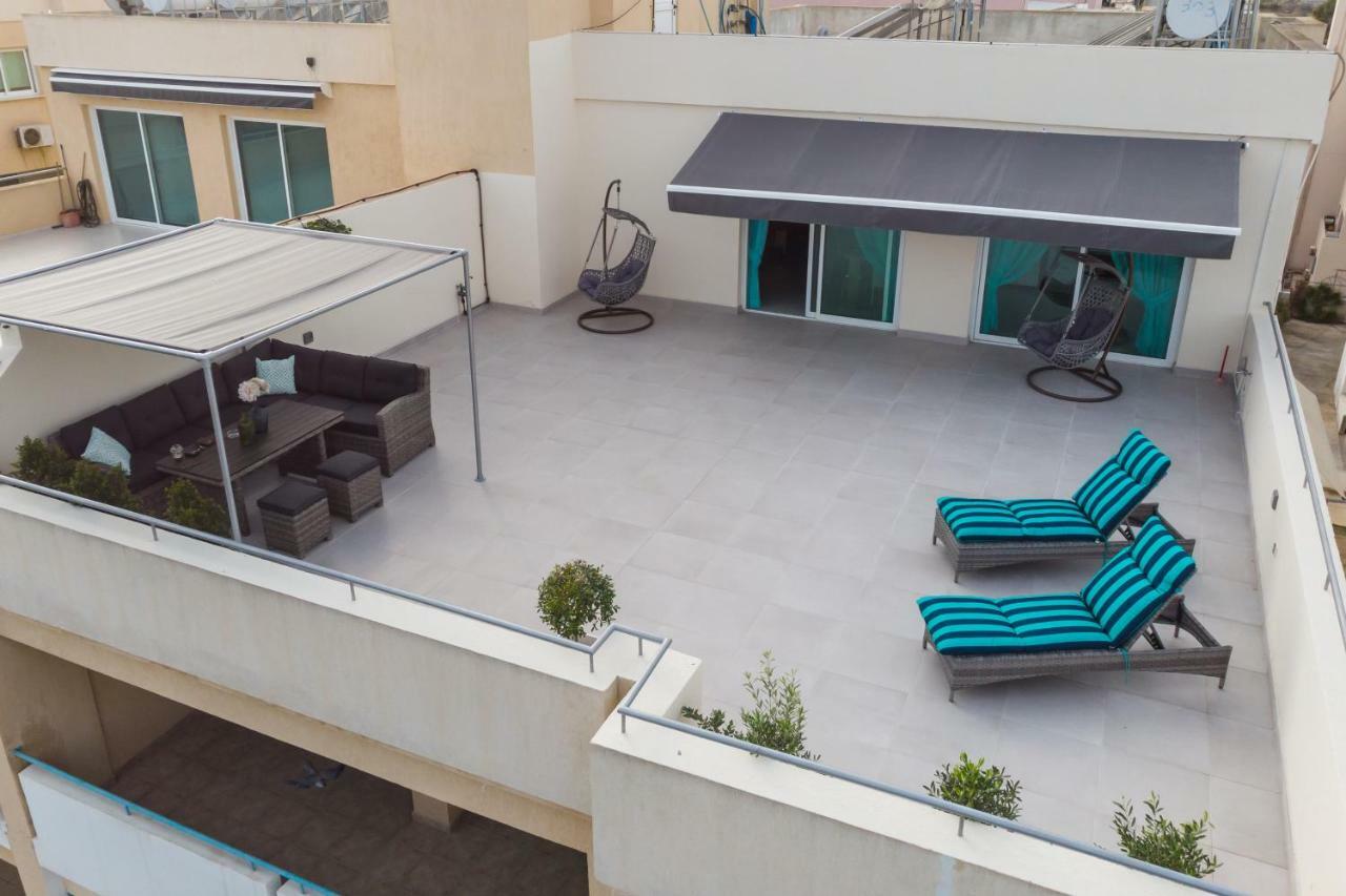 Apartament The Coral Penthouse Larnaca Zewnętrze zdjęcie